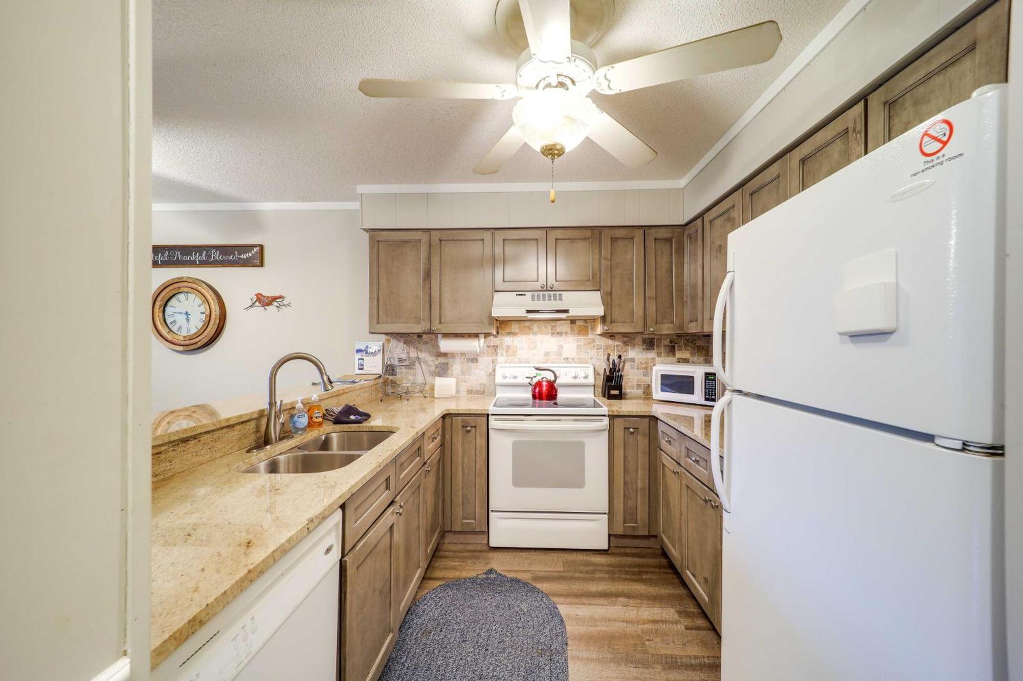 Beech Mountain Condo Near Hiking, Golf And Skiing! 外观 照片