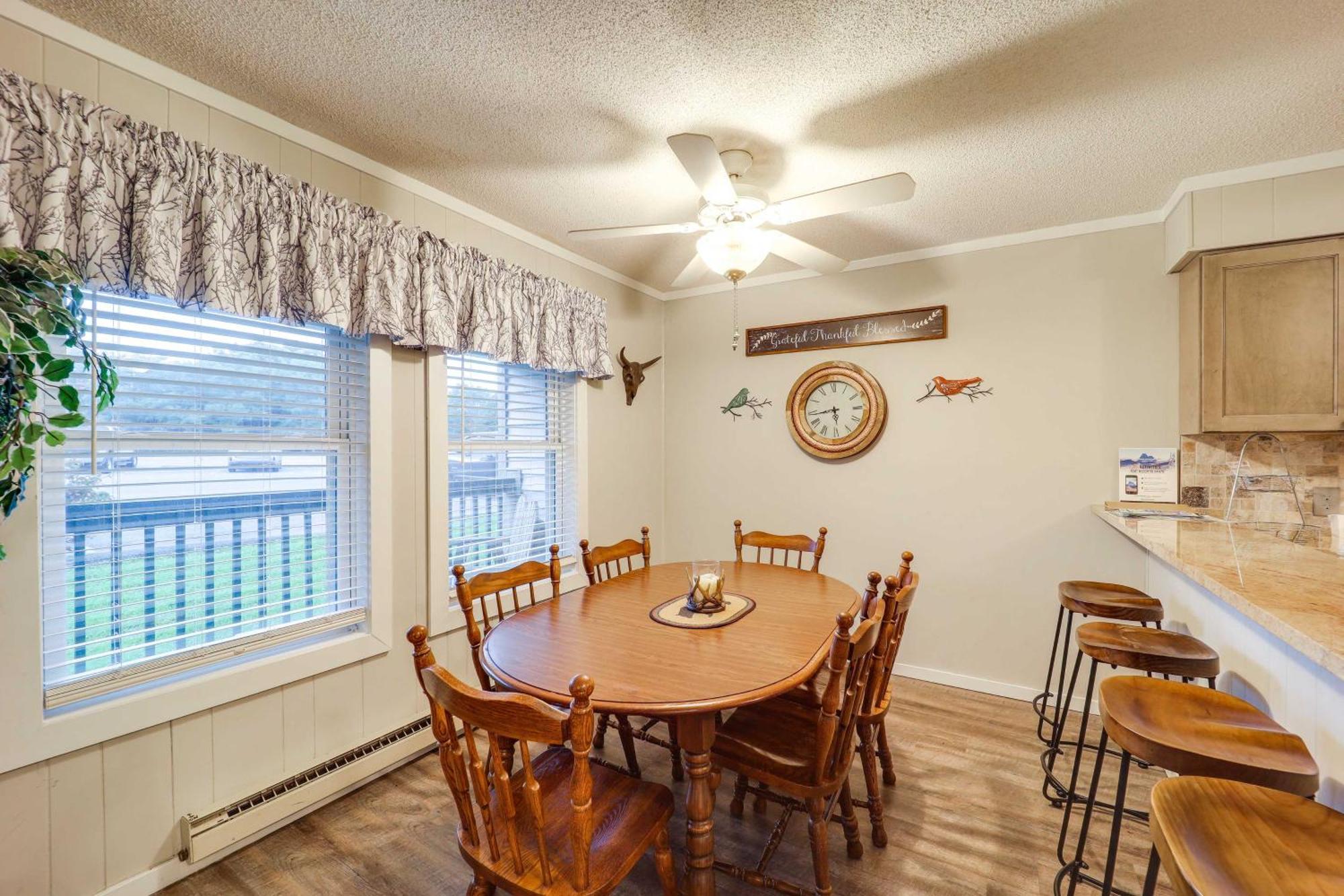 Beech Mountain Condo Near Hiking, Golf And Skiing! 外观 照片